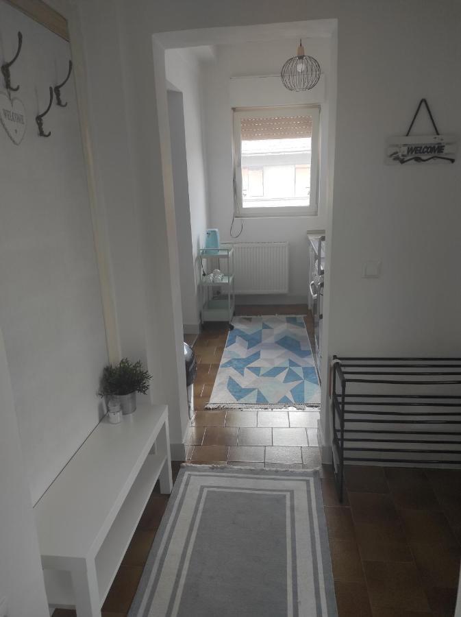 Welcome Apartman Тузла Екстер'єр фото